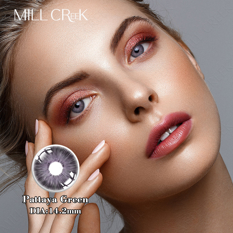 Soft Brown/Green Colored Contact Lenses 14.2mm Diameter 40% Water Content 0.08mm Thickness Natural Design Bulk OEM Orders
