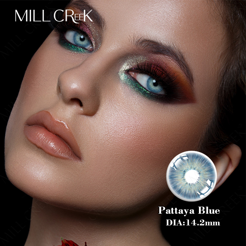 Soft Brown/Green Colored Contact Lenses 14.2mm Diameter 40% Water Content 0.08mm Thickness Natural Design Bulk OEM Orders